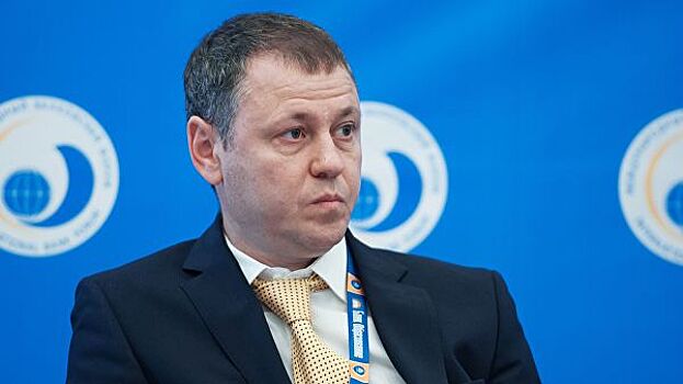 Мосгорсуд отклонил жалобу на заочный арест экс-главы "Открытия" Данкевича