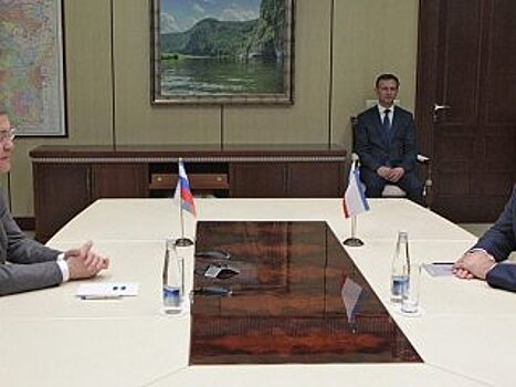 Радий Хабиров встретился с главой Крыма Сергеем Аксеновым
