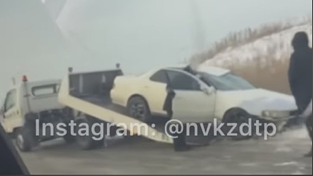 Автомобиль перевернулся в Новокузнецке