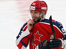 ЦСКА продлил контракт с Сергеевым