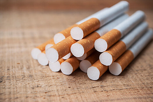 В России предложили ввести единую для всех сигарет минимальную цену