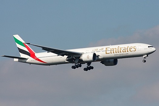 Emirates ввела плату за бронирование места на борту