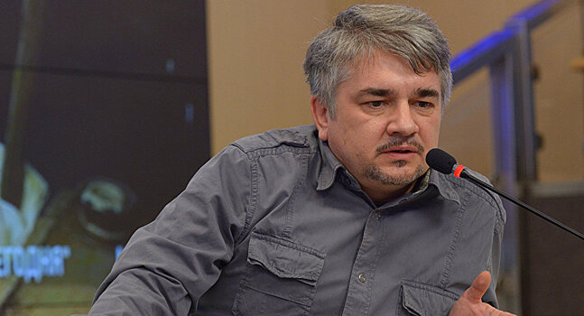 Ищенко: потеря Порошенко власти будет началом распада Украины