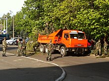 Армия вошла в Кишинев: в столице проходит "генеральная уборка"