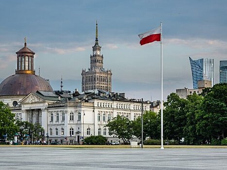 Запустившего дрон в Варшаве украинца депортируют из Польши