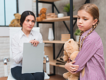 Назвавшей себя квадробером девочке наймут психолога после шутки певицы Mia Boyka