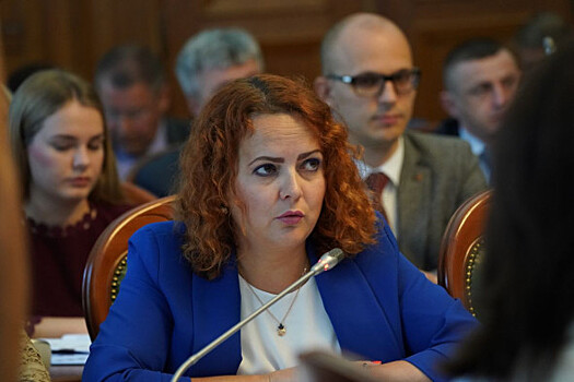Веронику Лесикову утвердили в должности министра экономразвития региона