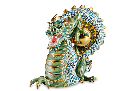 Праздничную коллекцию фигурок дракона от Herend представили в "Доме фарфора"