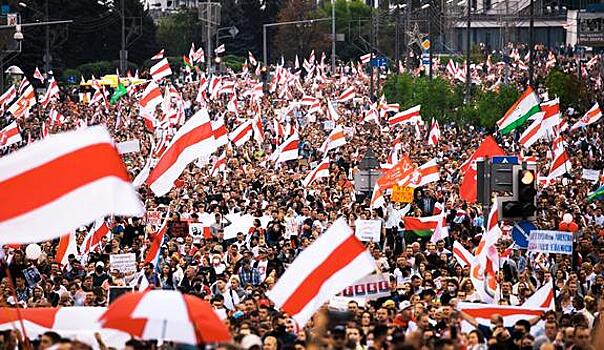В Минске начался несанкционированный митинг в поддержку Марии Колесниковой