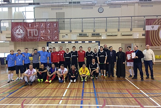 Молодежная команда храма «Дружина» стала призером турнира по мини-футболу