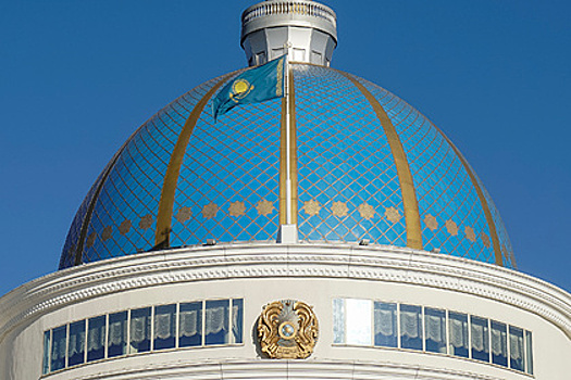 Правящая партия Казахстана изменила состав бюро политсовета