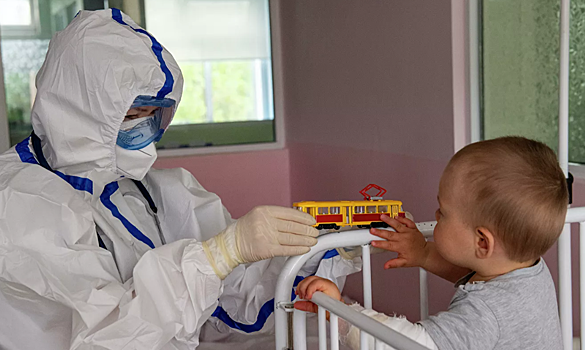 Врач назвала особый симптом COVID у детей