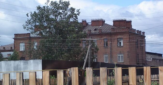 В Челябинской области возбудили дело о покупке некачественного жилья для сирот