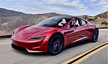 «Связной» начал принимать заказы на электромобили Tesla