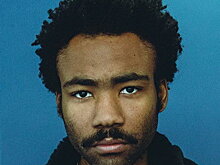 Чайлдиш Гамбино бесплатно раздал кеды на «Коачелле»