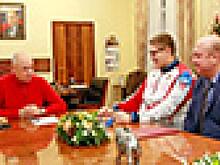 Игорь Артамонов встретился со спортсменом Дмитрием Якушевым