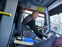 Водителя нижегородского автобуса застукали с сигаретой