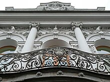 Нескромное обаяние Пречистенки: чем палаты отличаются от хором, какой дом впечатлил Булгакова и где хотела содрать позолоту Айседора Дункан