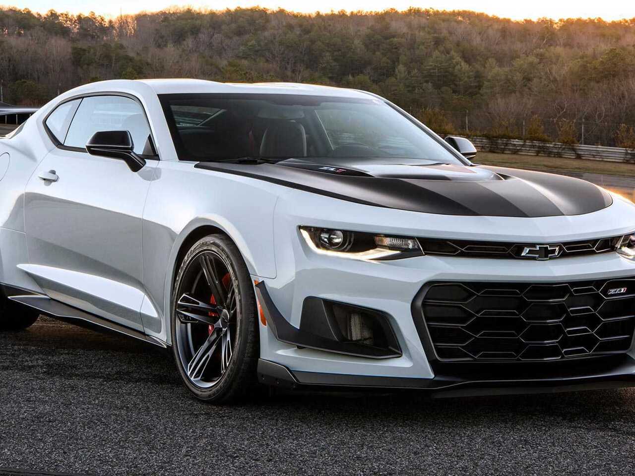 Chevrolet Camaro получит мотор Blackwing перед выходом на пенсию - Рамблер/ авто