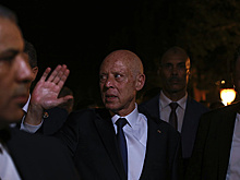 Президент Туниса Каис Саид уверенно переизбирается на второй срок