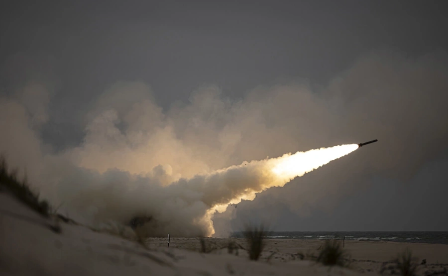 В Румынии ответили на предложение Франции о ядерном зонтике