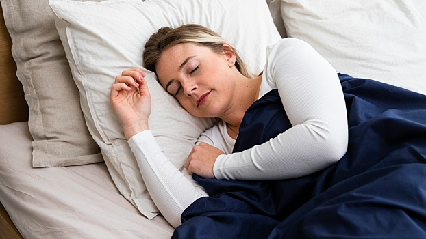 Невролог Арифджанова: долгий сон в выходные вреден для здоровья