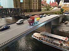 В «царь-макет» России добавили автомобили