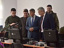 Глава Чувашии Олег Николаев и спикер Госсовета Леонид Черкесов и встретились с курсантами центра «Воин»