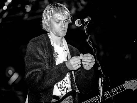 "Живи быстро, умри молодым": зловещее проклятие "Клуба 27"