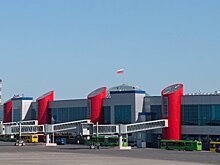 Калининградские власти рекомендовали ускорить реконструкцию "Храброво"