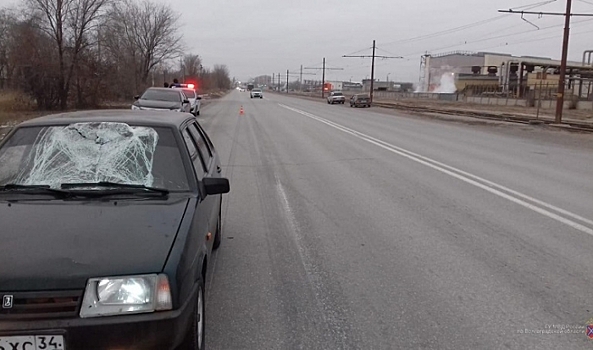 Под Волгоградом сбитый ВАЗом пенсионер скончался в больнице