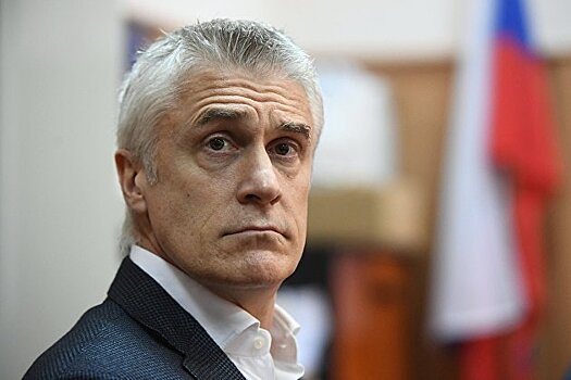 Прекращено дело по иску банка «Восточный» к Evison и Калви