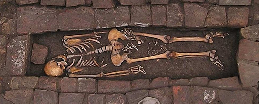 Средневековое рождение в гробу — современная медицинская тайна