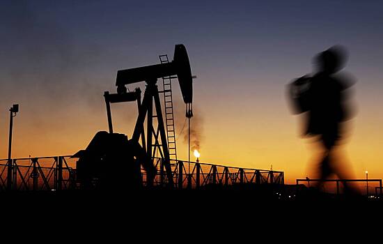 Китай увеличил импорт нефти и газа в Россию