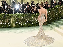 «Голый» Met Gala: Звезды обнажились на благотворительном бале?
