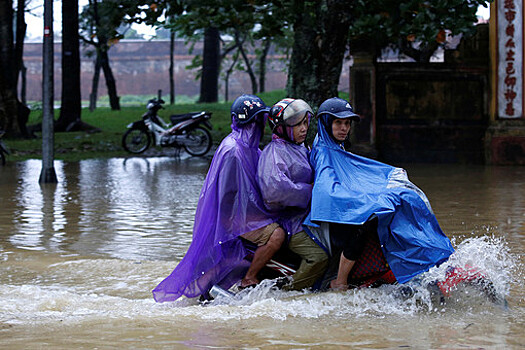 Число жертв тайфуна во Вьетнаме увеличилось