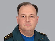 РИА Новости: генерал МЧС находится в состоянии средней тяжести после падения льда в Москве