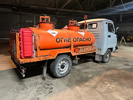 Депутаты думы Нефтеюганска отправили бойцам СВО в помощь бензовоз