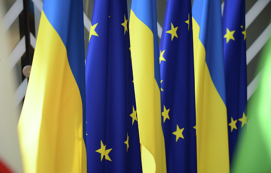 Боррель: к санкциям против РФ присоединились восемь стран - партнеров ЕС, включая Украину