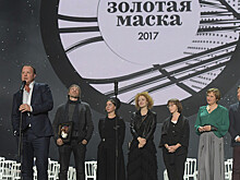 Директор "Маяковки" о запрете алкоголя в буфетах: коньяк - театральный напиток