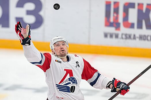 Рушан Рафиков стал первым защитником, сыгравшим 500 матчей за «Локомотив» в КХЛ