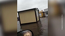 В Приморье мощный циклон приостановил движение транспорта