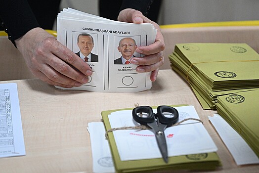 В Турции завершили работу избирательные участки