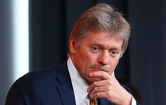 Песков не стал комментировать сообщения СМИ о возможной отставке Дитриха
