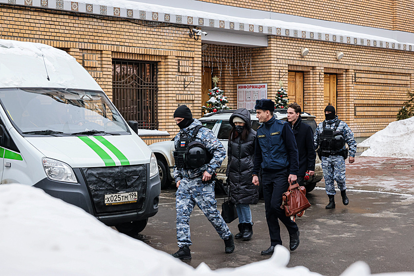 Выселение Долиной из квартиры в Хамовниках