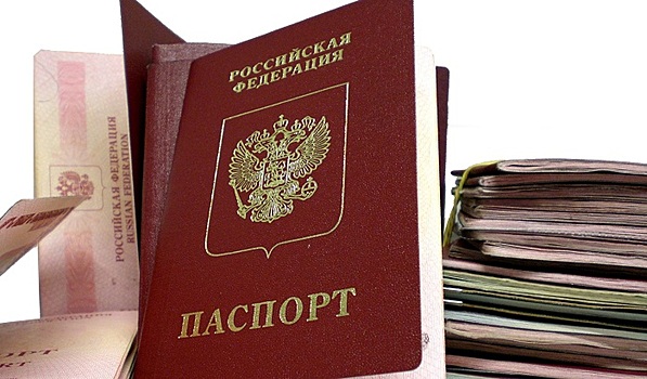 Депутат предлагает при смене паспорта сохранять старый номер