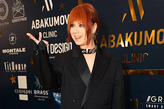 «По своей глупости»: Юлия Савичева призналась, что жалеет об уходе от мужа