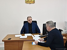 Денис Леонтьев провел прием граждан в Пензе