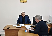 Денис Леонтьев провел прием граждан в Пензе