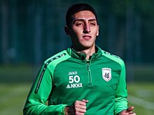 Экс-игрок "Рубина" Раиль Абдуллин проходит просмотр в "Красаве" Савина